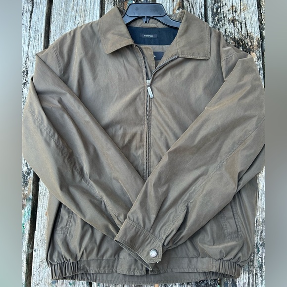 Claiborne Men’s Long Sleeve Full Zip Microfiber Brown Coat/Jacket. Size Medium - Picture 3 of 4